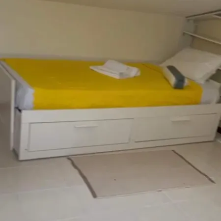 O Cantinho Amarelo