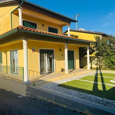 O Cantinho Amarelo *